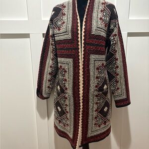 NWT  Maxsport long sweater coat with an Aztec Geo print.  Size Medium